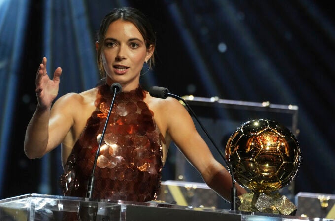 Aiyana Bonmatí y su look para el Balón de Oro.