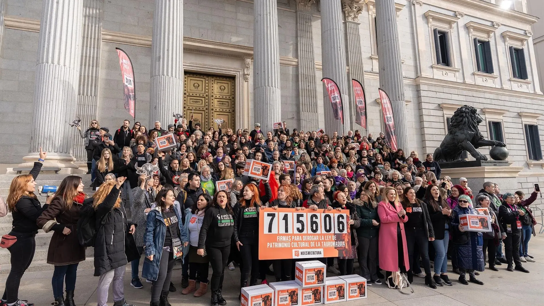 Cristina Ibáñez, promotora de la ILP para desproteger la tauromaquia, comparece mañana en el Congreso