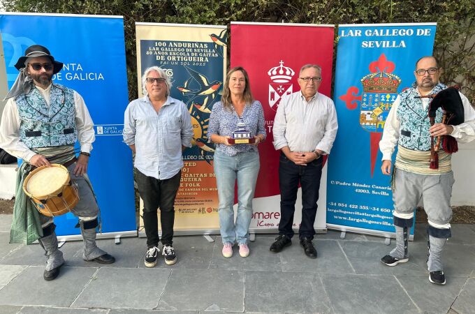 Presentación del festival del Lar Gallego en Tomares