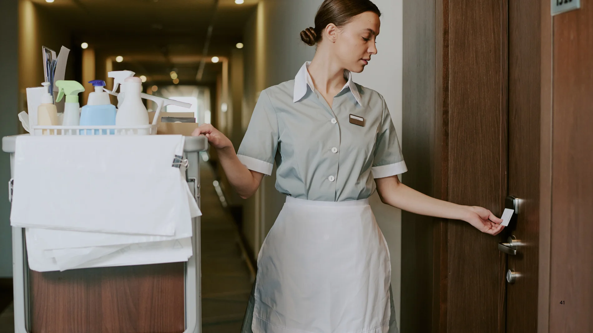 Servicio de limpieza de habitaciones de un hotel