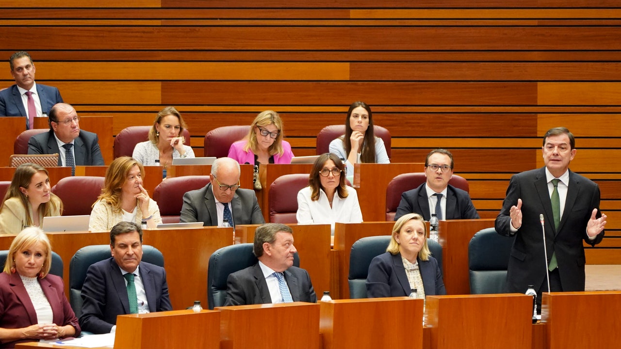 Mañueco arremete contras las "mentiras, incompetencia y negligencia" del PSOE