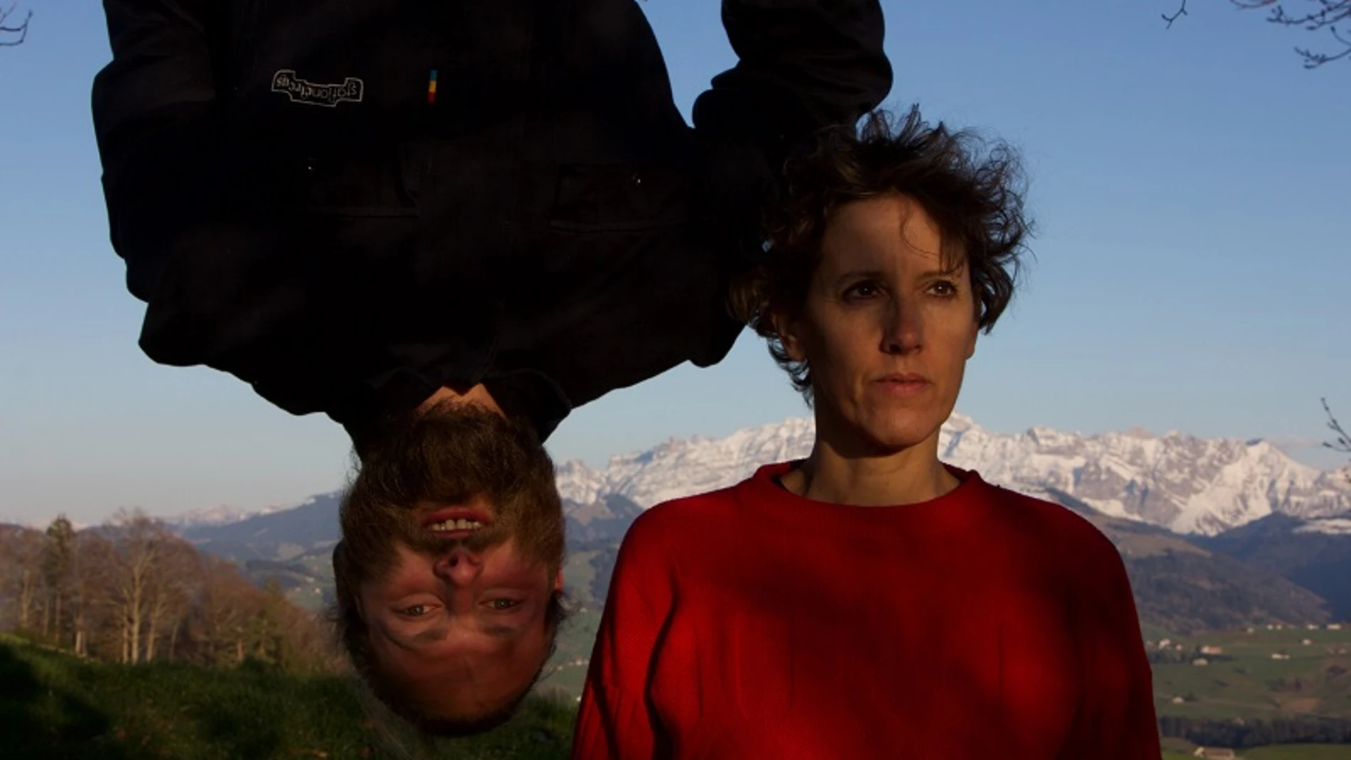 La coreógrafa española Laura Aris y el bailarín alemán Jakob Jautz transforman el paisaje y los encuentros con las comunidades locales en una obra cargada de esperanza.