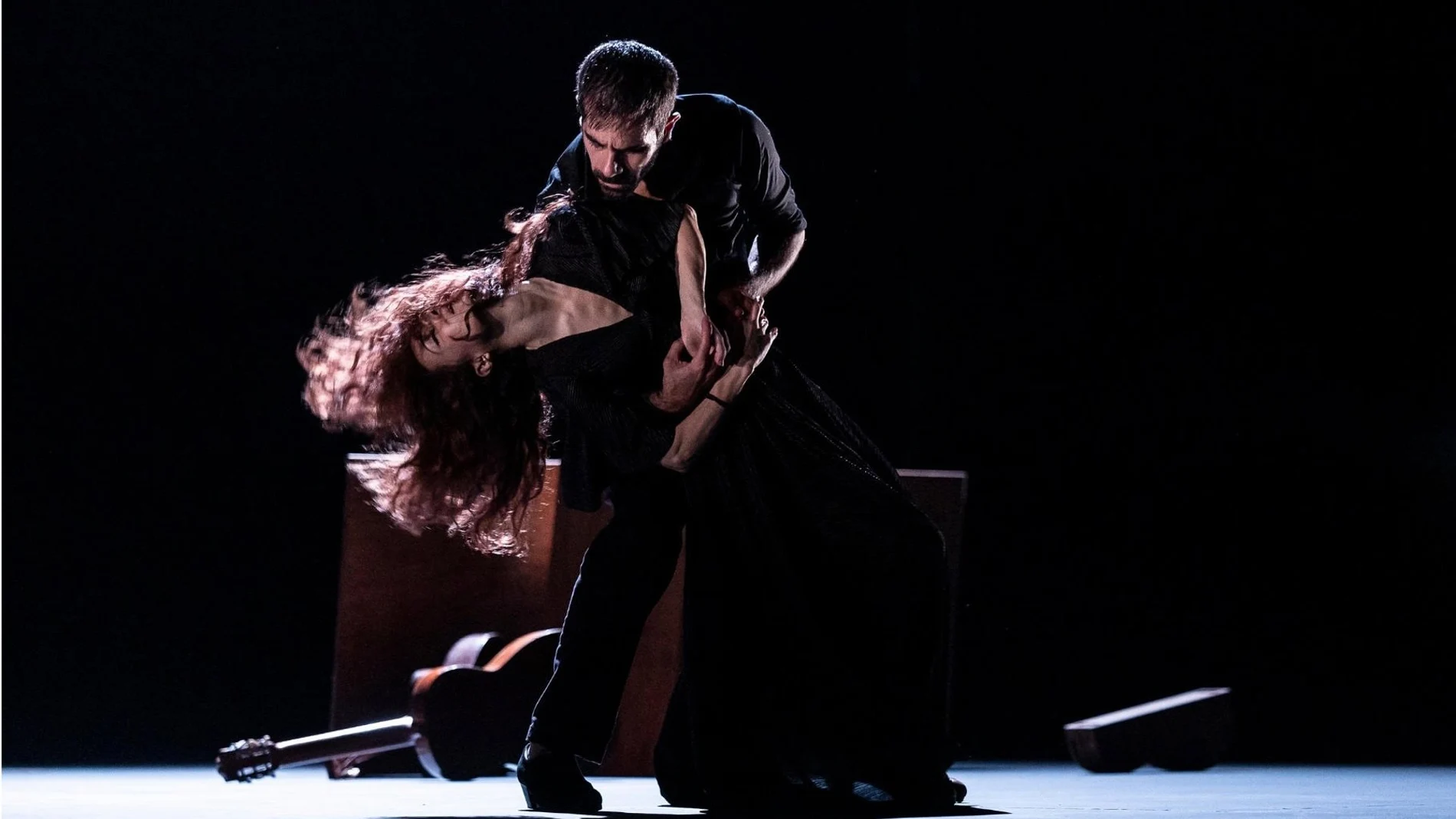 EUSKADI.-El Teatro Barakaldo acoge este viernes 'La materia', con los Premios Nacionales de Danza Olga Pericet y Daniel Abreu