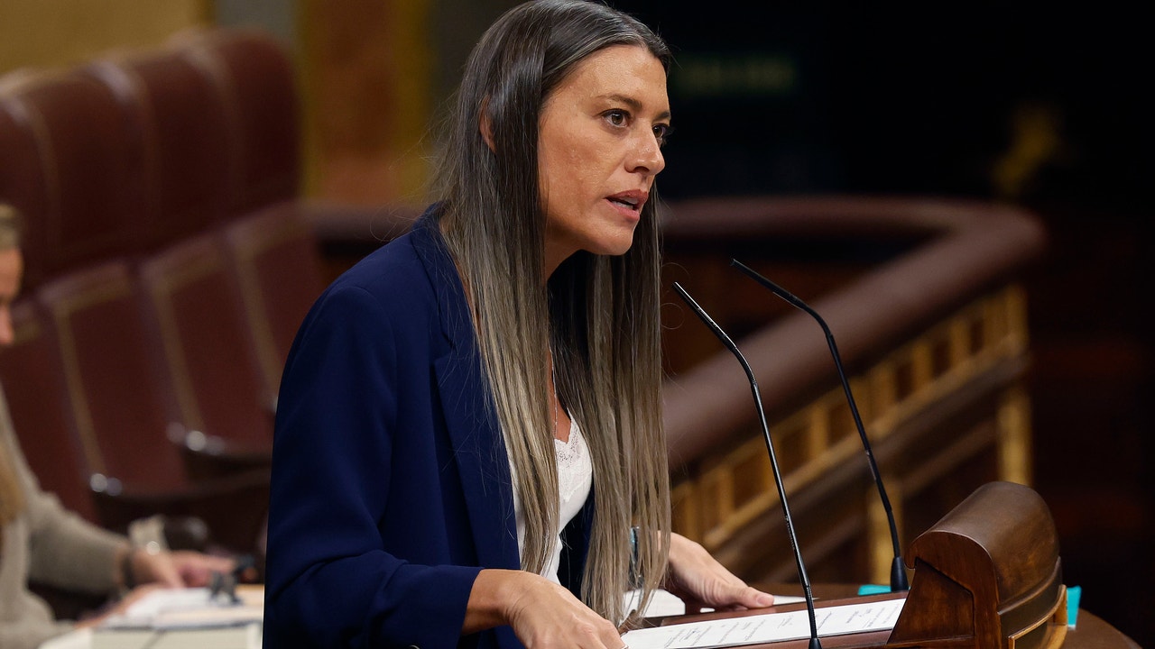 Junts habla de los migrantes como un "problema" para la "supervivencia de la identidad" catalana