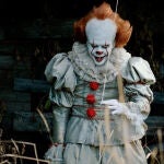 Bill Skarsgård retomará su papel como Pennywise en 'IT: Bienvenidos a Derry'