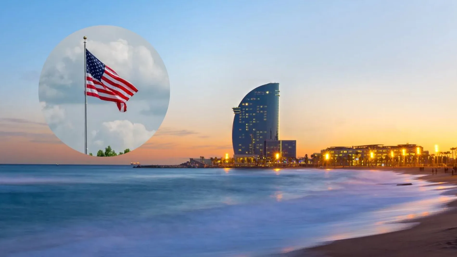 Imagen de la Barceloneta junto a la bandera de Estados Unidos