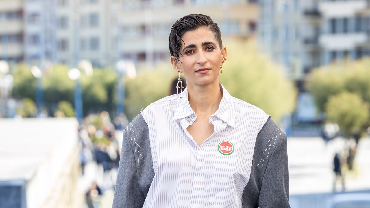 Alba Flores critica la hipocresía de la sociedad por la estigmatización de su padre: "Te perdonan ser un mal dirigente político pero no abusar de las drogas"