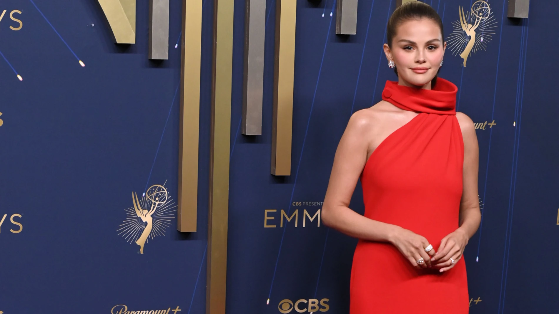 Selena Gomez con la manicura tendencia del otoño.