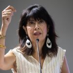 Redondo aboga por reforzar el aborto en el SNS para abordar las desigualdades territoriales, sociales y económicas