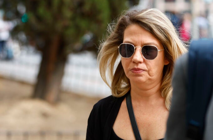 Cristina Alvarez asesora de Begoña Gómez a su llegada a Plaza de Castilla. Cristina Alvarez asesora de Begoña Gómez a su llegada a Plaza de Castilla.