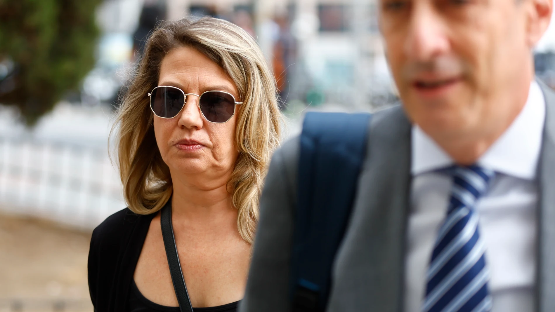 Cristina Alvarez asesora de Begoña Gómez a su llegada a Plaza de Castilla.