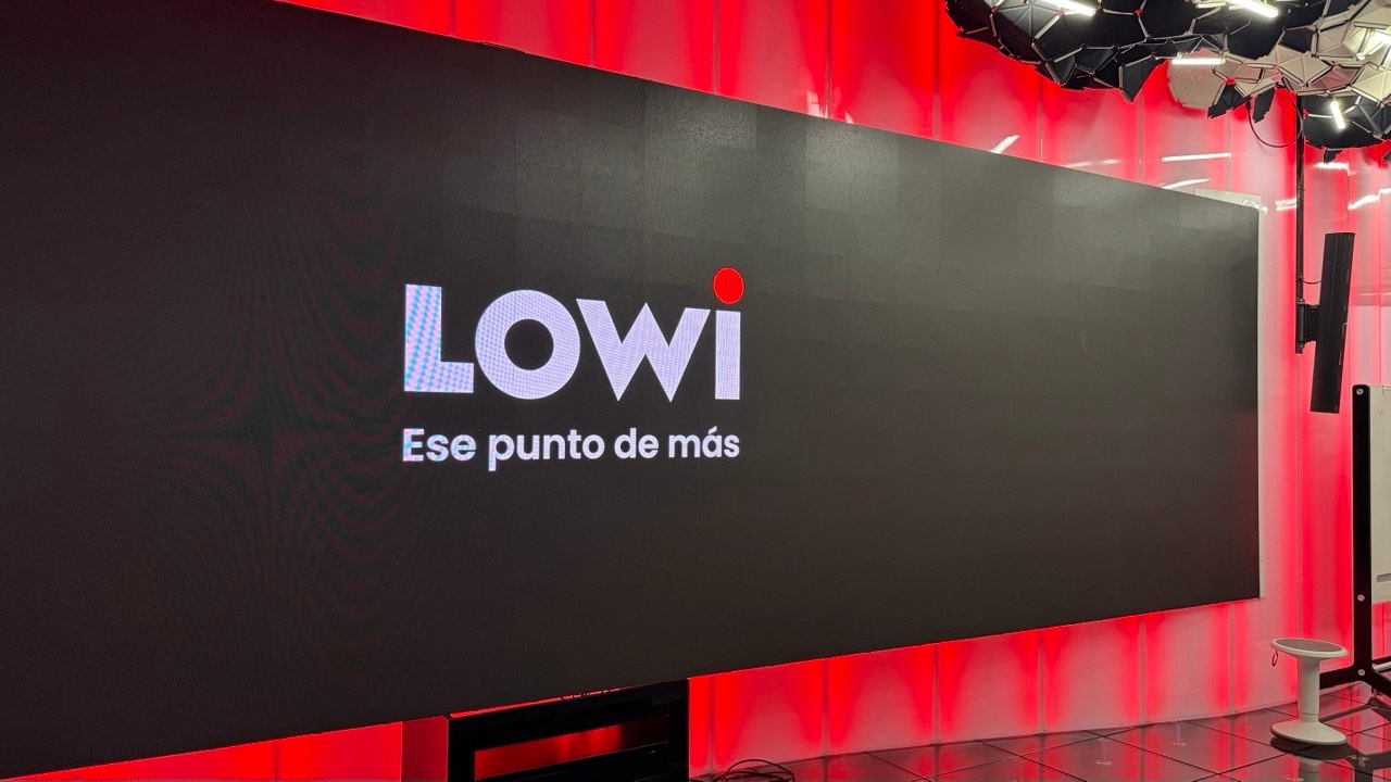 Lowi lanza una oferta flash con fibra, móvil y televisión con fútbol por 35 euros