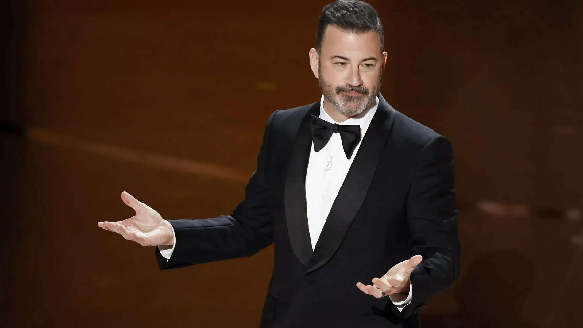 Jimmy Kimmel regresó a la TV batiendo un récord de audiencia tras su suspensión