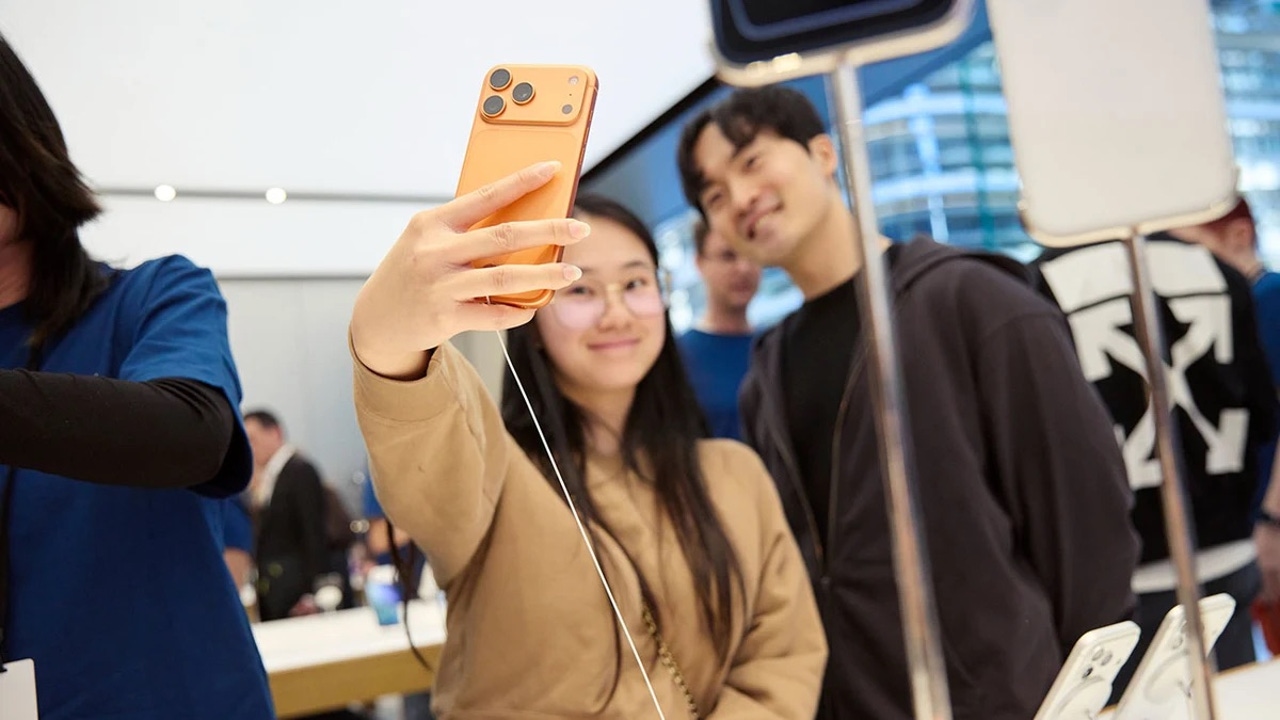 Apple responde al ‘Scratchgate’: así explica la compañía las marcas en los iPhone 17 Pro