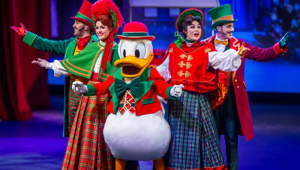 El pato Donald, en el show de Navidad de Disneyland Paris