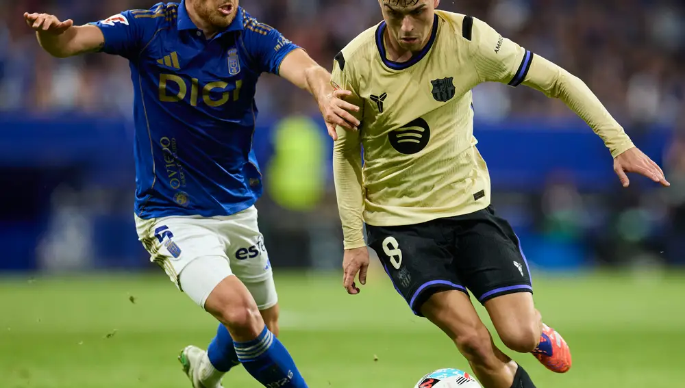 Real Oviedo v FC Barcelona - LaLiga EA Sports