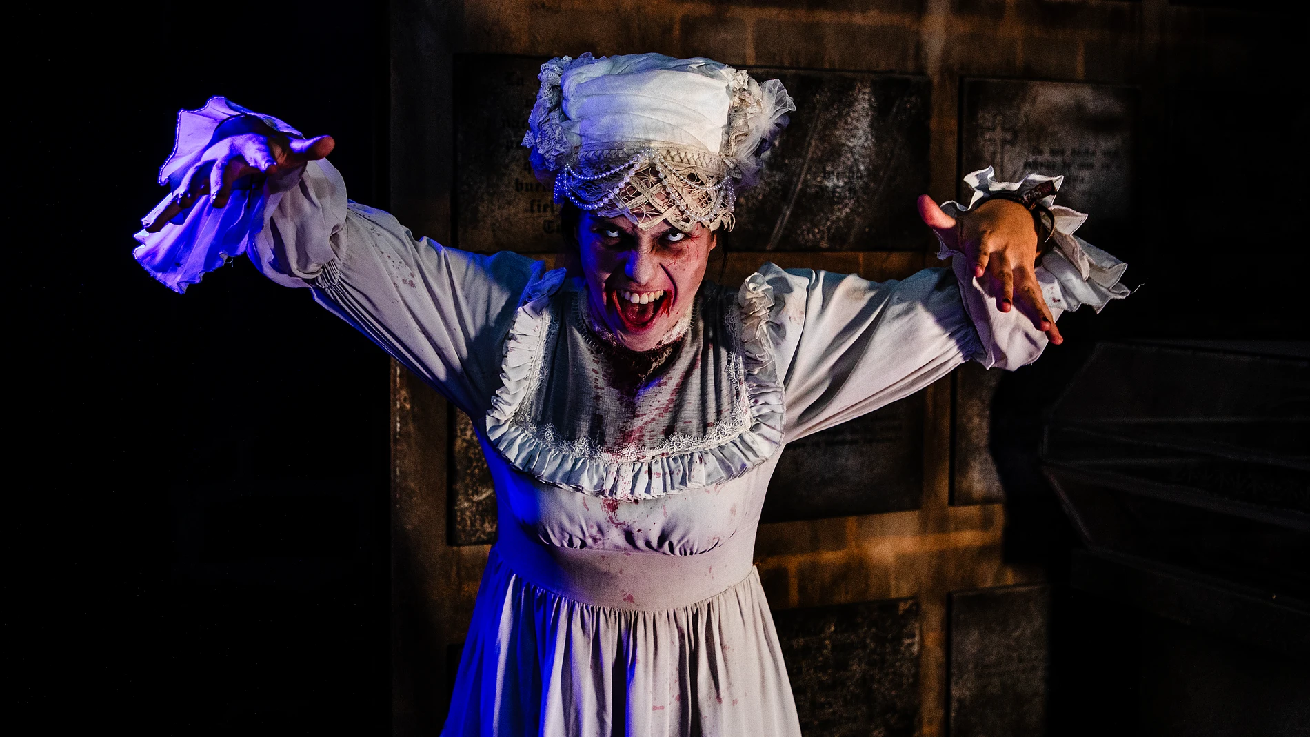 Halloween en Parque Warner: espectáculos, zonas de terror y muchos sustos