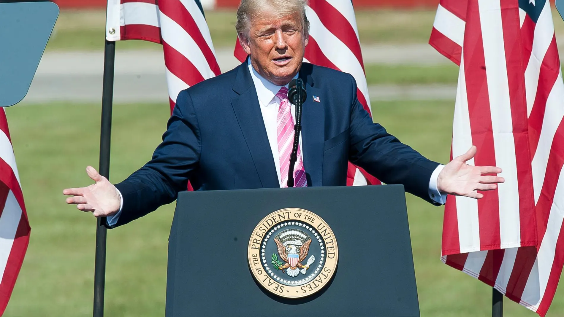 UE/EEUU.- La UE esgrime su acuerdo comercial con Trump para descartar que cobre aranceles del 100% a sus farmacéuticas