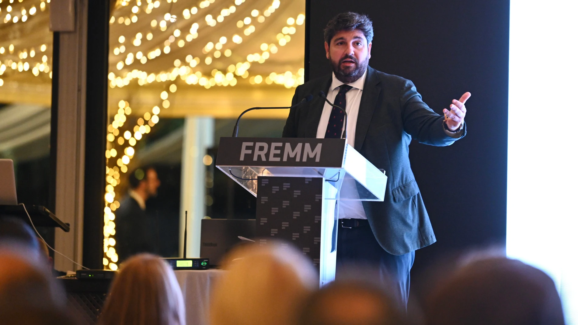 El presidente de la Comunidad, Fernando López Miras, en la clausura de la 48º Asamblea General de la Federación Regional de Empresarios del Metal de Murcia Carme Ripollés / Europa Press 25/09/2025