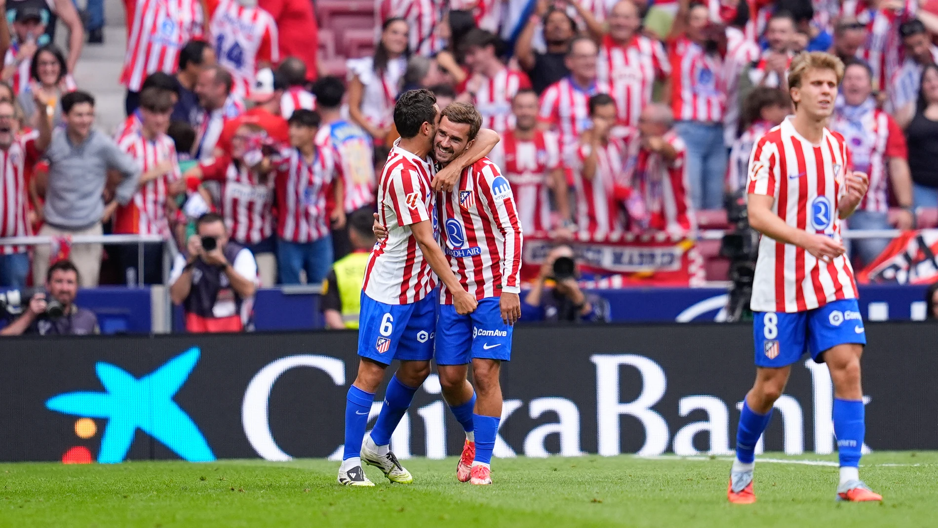 Antoine Griezmann of Atletico de Madrid celebrates a goal during the Spanish League, LaLiga EA Sports, football match played between Atletico de Madrid and Real Madrid at Riyadh Air Metropolitano stadium on September 27, 2025, in Madrid, Spain. AFP7 27/09/2025 ONLY FOR USE IN SPAIN
