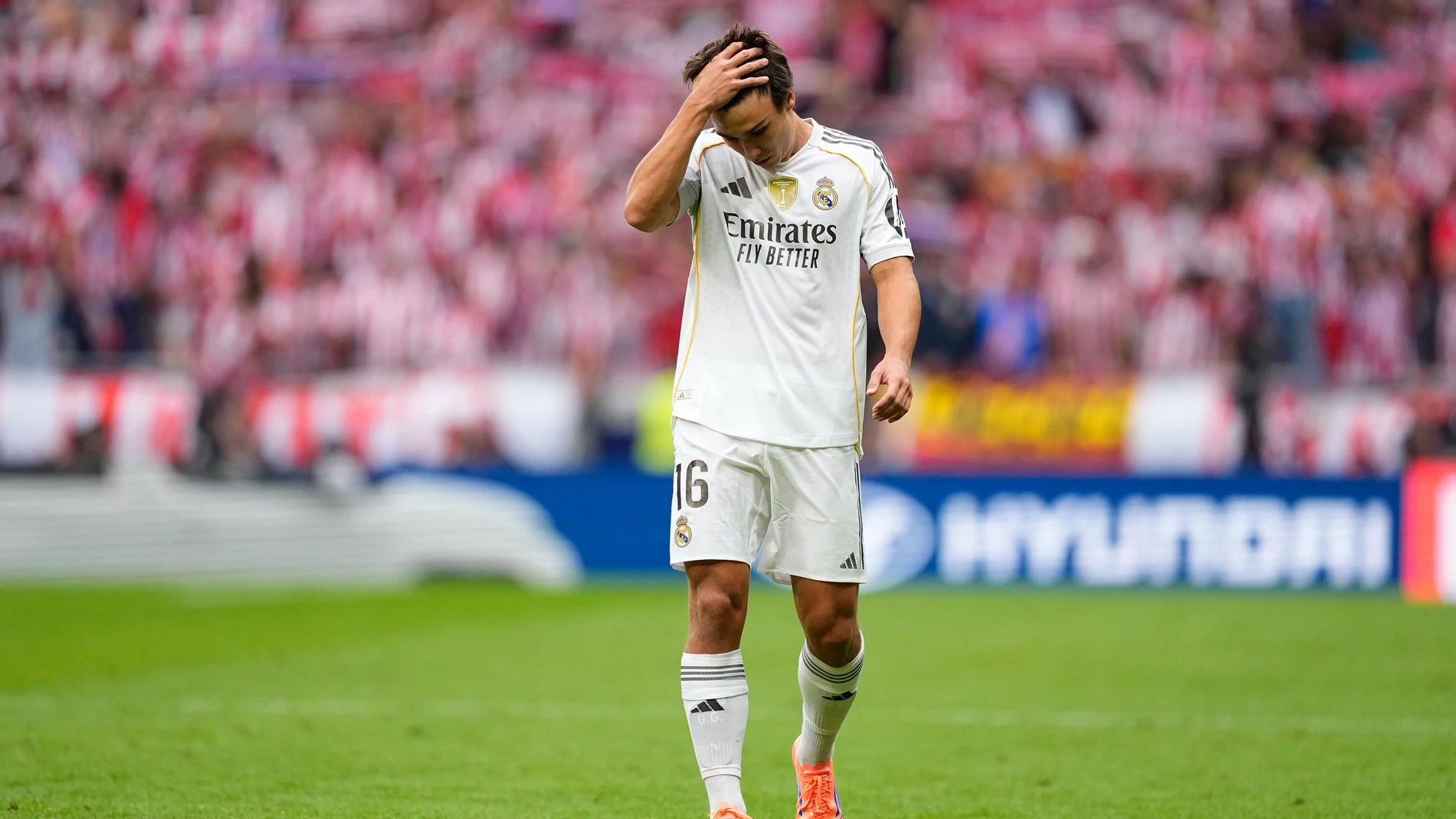 Gonzalo Garcia of Real Madrid CF laments during the Spanish League, LaLiga EA Sports, football match played between Atletico de Madrid and Real Madrid at Riyadh Air Metropolitano stadium on September 27, 2025, in Madrid, Spain. AFP7 27/09/2025 ONLY FOR USE IN SPAIN