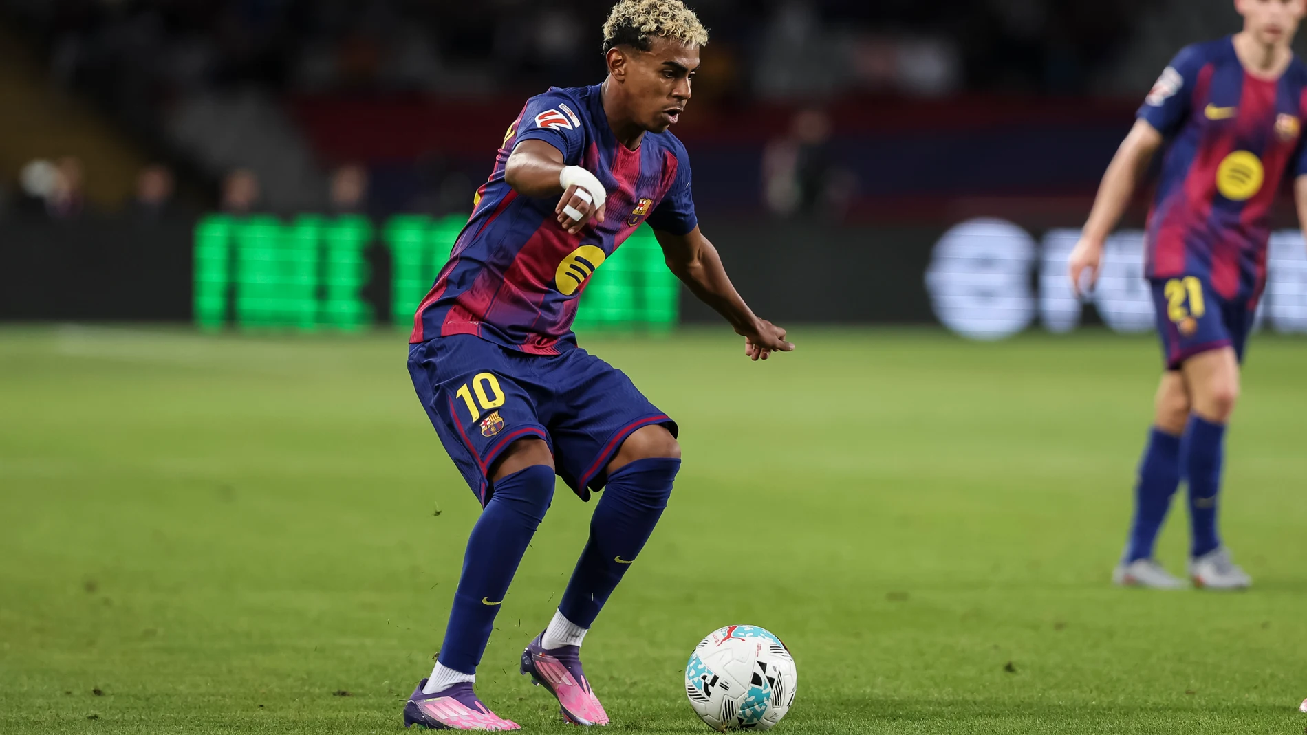 Lamine Yamal of FC Barcelona in action during the Spanish league, La Liga EA Sports, football match played between FC Barcelona and Real Sociedad at Estadi Olimpic Lluis Companys on September 28, 2025 in Barcelona, Spain. AFP7 28/09/2025 ONLY FOR USE IN SPAIN