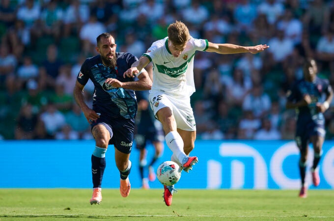 Elche CF v RC Celta de Vigo - LaLiga EA Sports