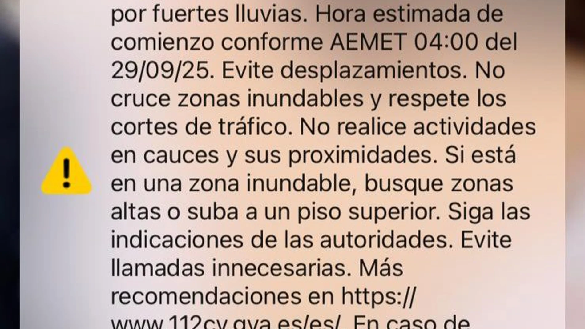 El mensaje se ha enviado a los móviles casi doce horas antes de que comience el episodio de lluvias