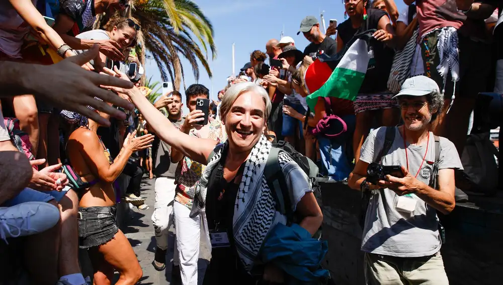 Colau pide que las fragatas enviadas por los Estados acompañen a la Flotilla a abrir el corredor