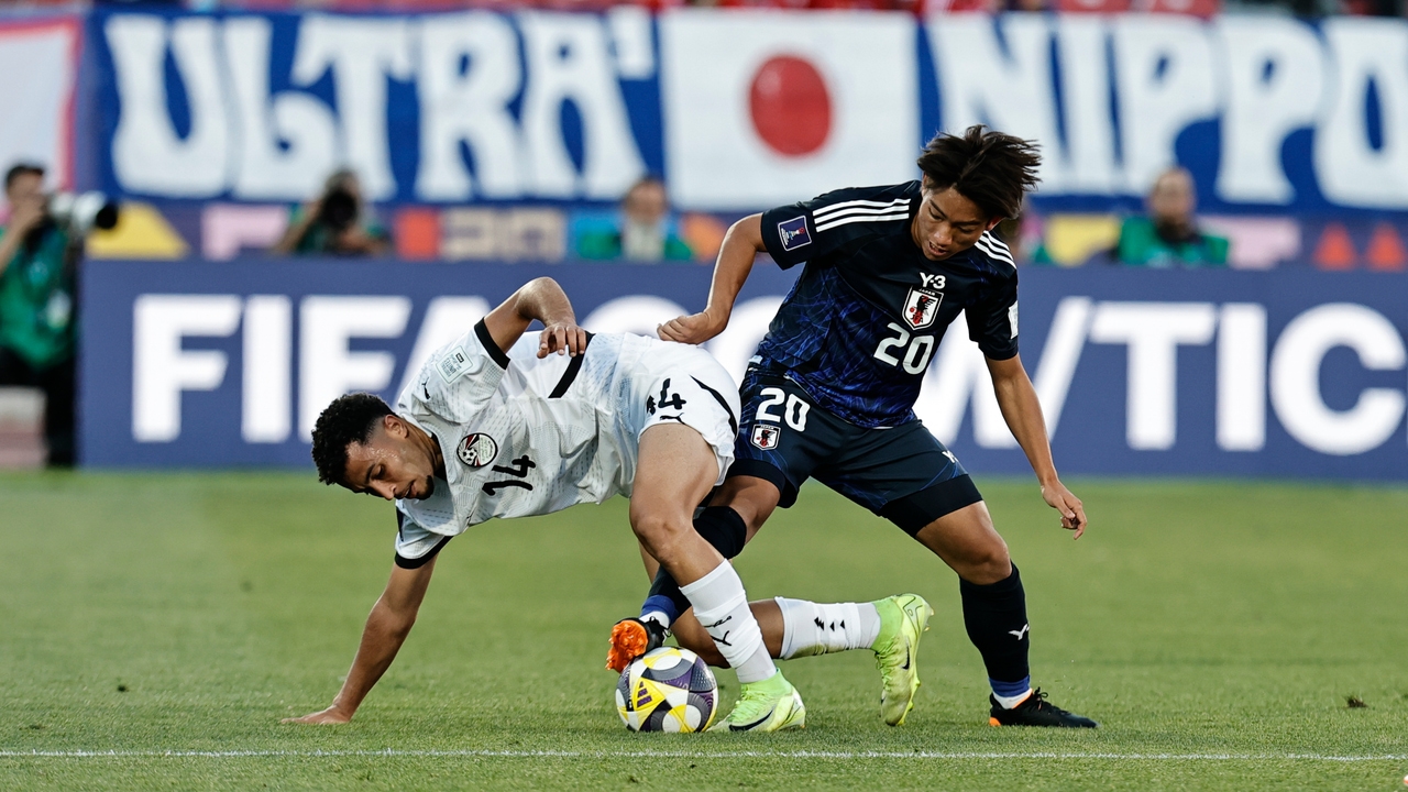 Escena surrealista en el Mundial Sub-20: el entrenador y los jugadores de Egipto discuten sobre quién tirará el penalti decisivo… y acaban marcando un golazo