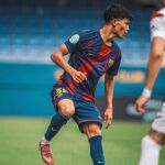 Quién es Dro, el canterano de 17 años que debutará como titular con el Barça ante la Real Sociedad