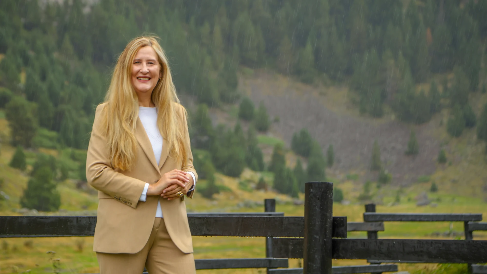 Además de escritora, Luz Gabás es licenciada en Filología Inglesa