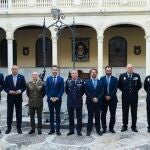  Francisco Javier Calero Perea, jefe de la Cuarta Subinspección, General del Ejército y comandante militar de Valladolid y Palencia, junto al rector de la UEMC, David García López, ponentes y otras autoridades civiles y militares