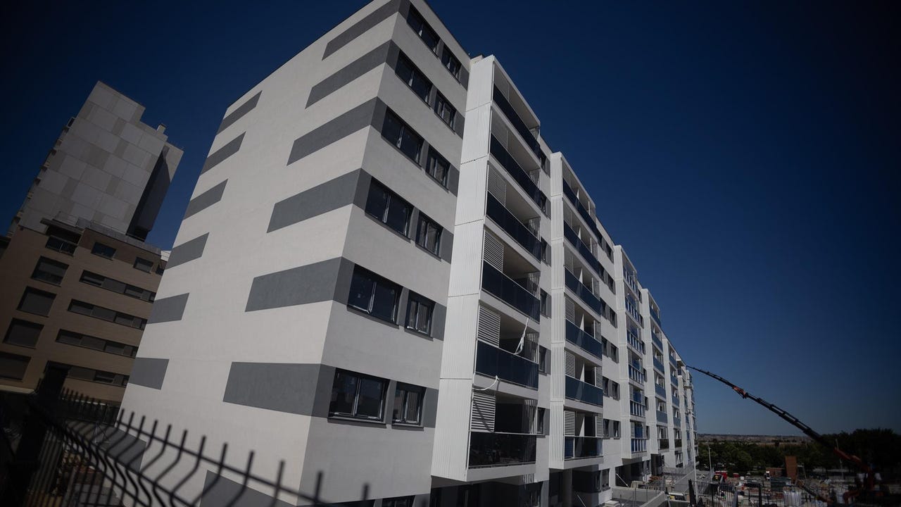 La compraventa de viviendas se contiene y avanza solo un 3% en el segundo trimestre