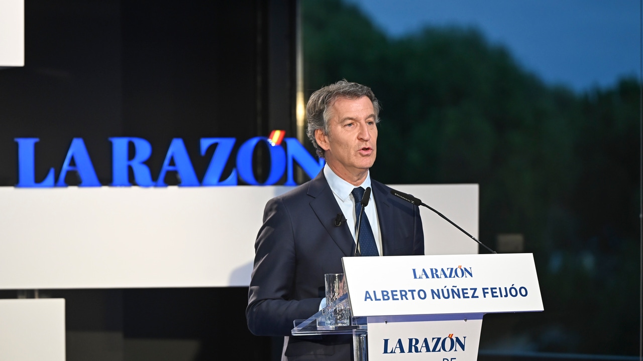 Feijóo apela a la unidad frente a la confrontación y ensalza los valores de España para celebrar el 12 de octubre