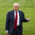 Trump anuncia que desplegó submarinos nucleares frente a Rusia porque "amenazó" a EEUU