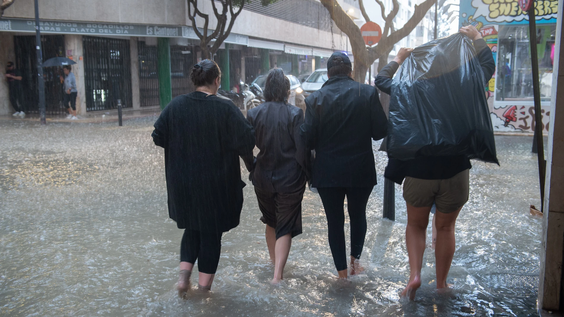 Calles inundadas, a 30 de septiembre de 2025, en Ibiza, Islas Baleares (España)