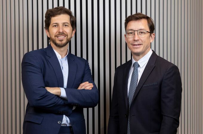 Dres. Juan Prieto y Enrique Sandoval, especialistas en cirugía de cadera