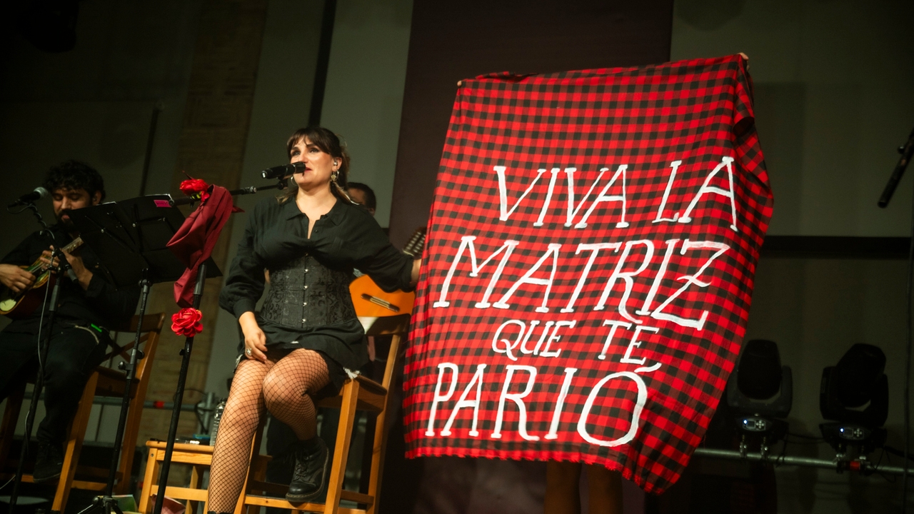 La reacción inmediata de Cariñena salva in extremis a Rozalén y su concierto del virulento temporal