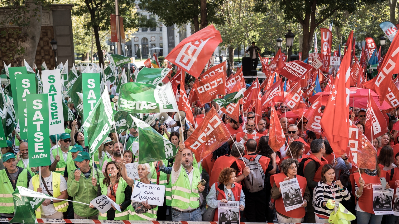 La sanidad pública se moviliza contra el "portazo" al Estatuto Marco de Mónica García
