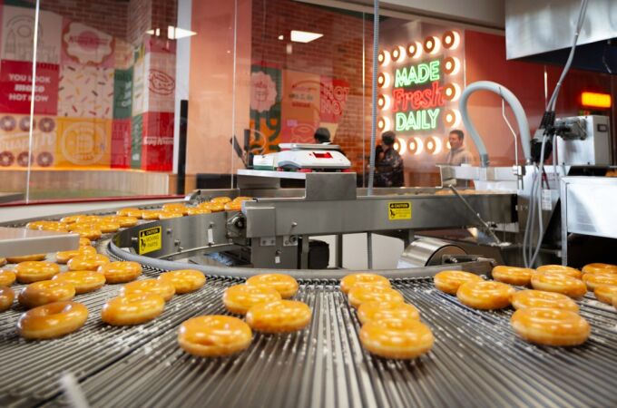 Los donuts más vendidos en Estados Unidos llegan a España: dónde comprar Krispy Kreme en Madrid