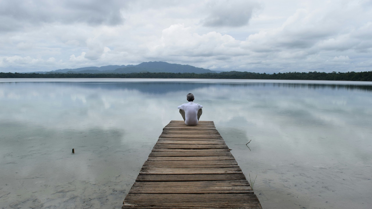 Keith Robert Head, psicólogo, advierte sobre los problemas mentales que causa la IA: "Estamos presenciando el surgimiento de una frontera completamente nueva de crisis de salud mental"