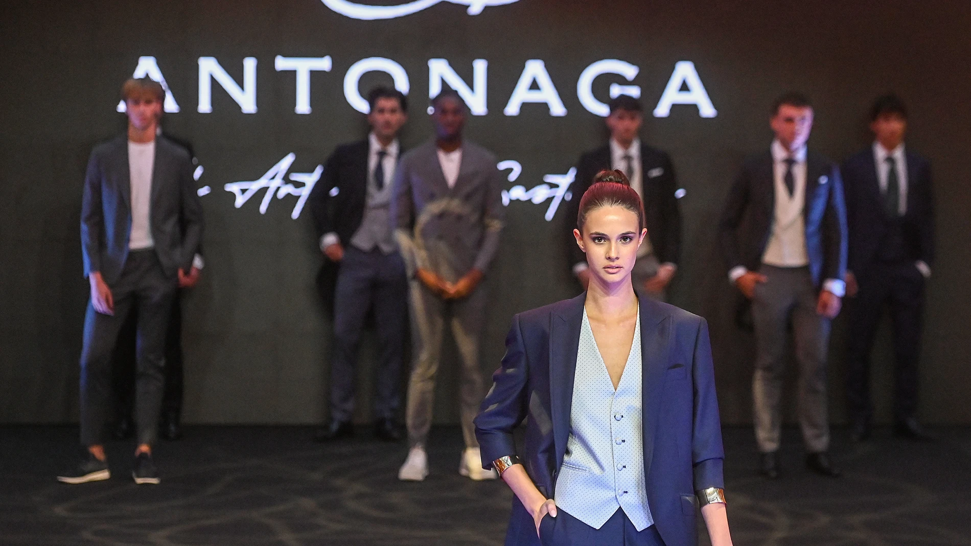 Desfile de la marca Antonaga en Burgos
