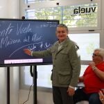 Antonio Sanz, en la inauguración del Punto Vuela de Mairena del Alcor.