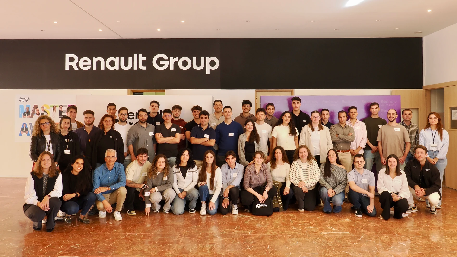 Participantes del Programa "Next Gen Renault Graduates"