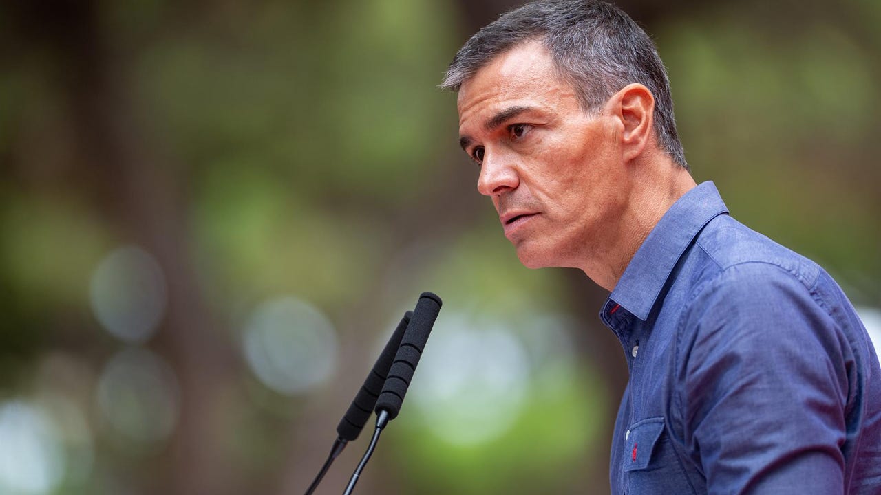 Sánchez promete blindar el derecho al aborto en la Constitución sin tener los apoyos necesarios