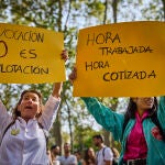 Manifestación de los médicos del Sistema Nacional de Salud durante la segunda huelga este viernes en Madrid pa