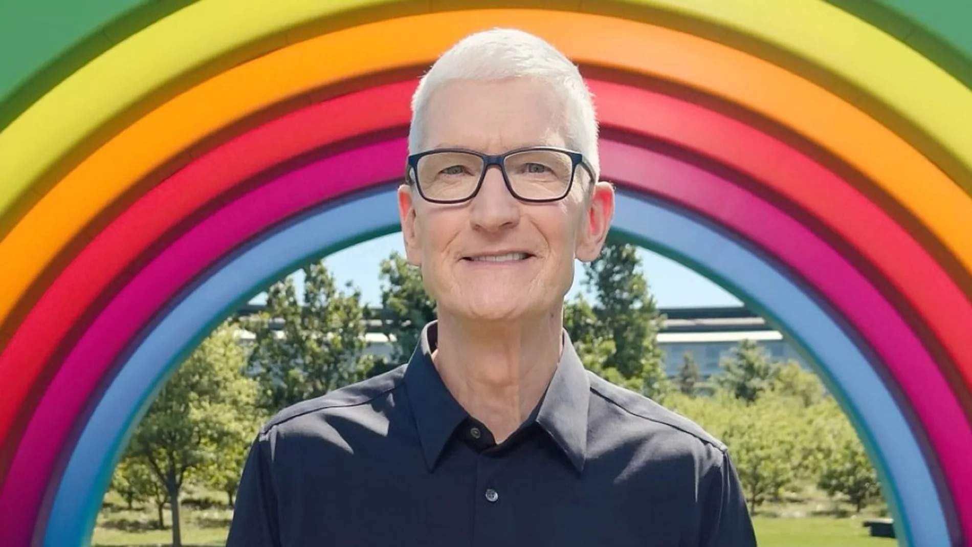 Tim Cook, CEO de Apple, en el Apple Park