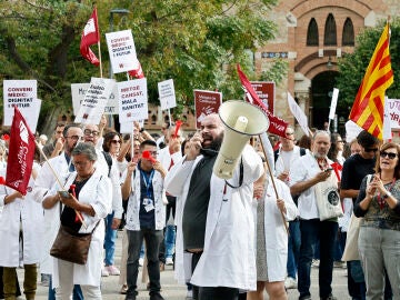 El sindicato Metges de Catalunya secunda la huelga en el conjunto de España