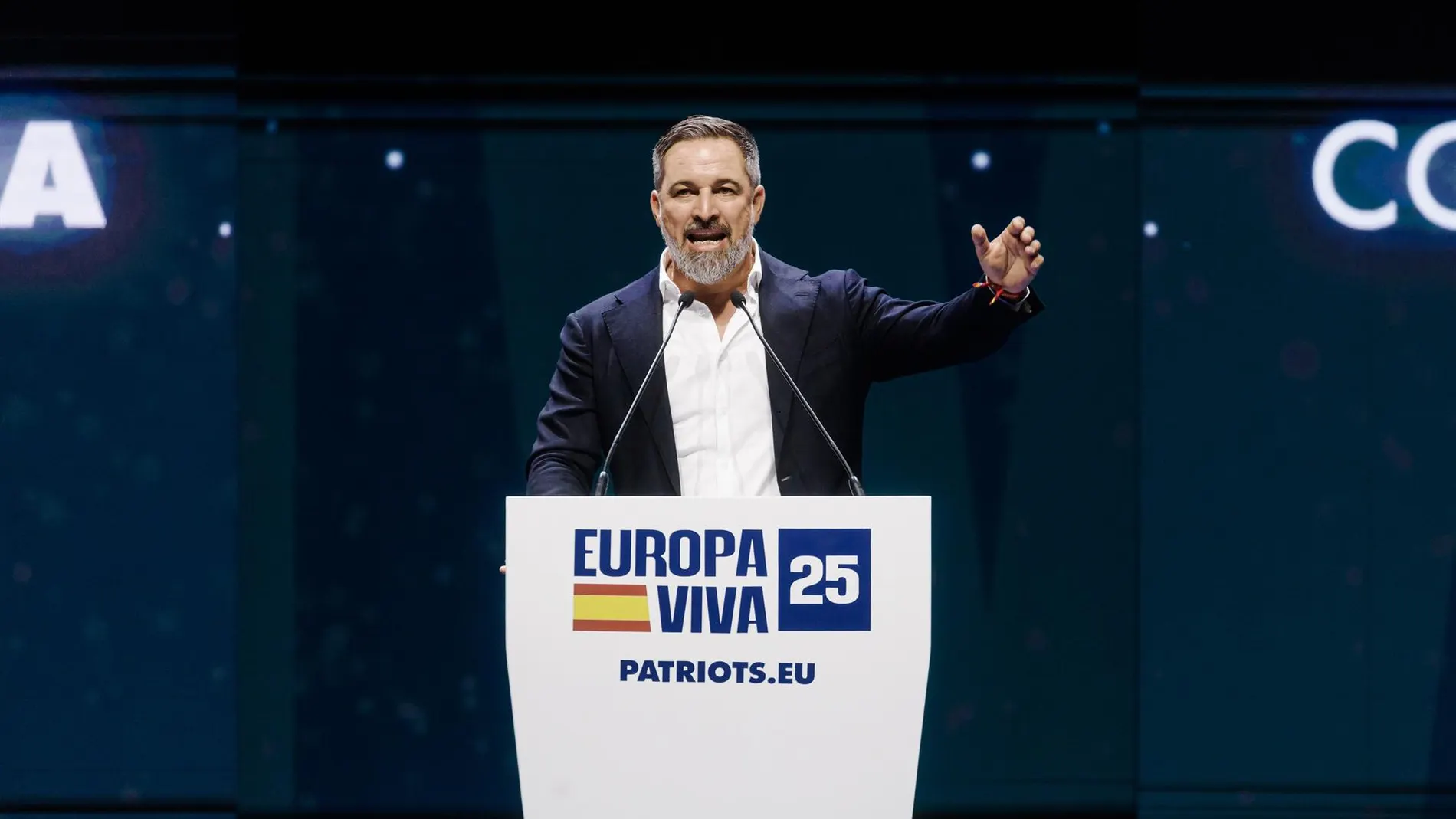 AMP.- Abascal exige la dimisión de Sánchez tras el informe de la UCO sobre los pagos en efectivo del PSOE a Ábalos
